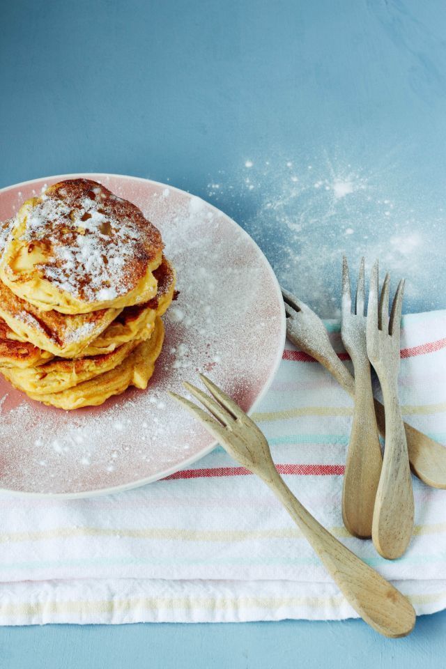 Recipe; Almond pancakes with apple