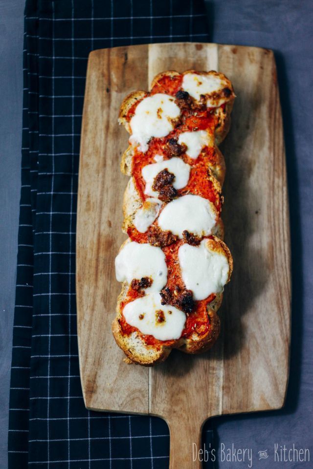 Recipe; simple but delicious pizza bread